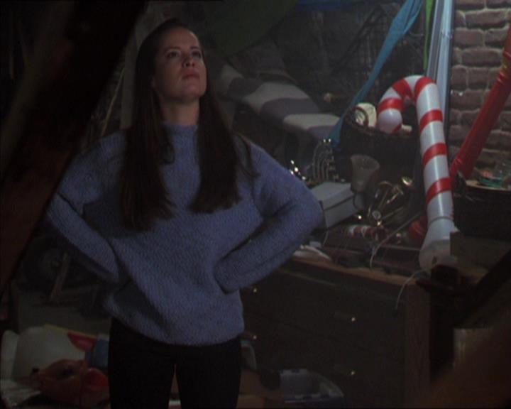Charmed-Online-dot-320LookWhosBarking0135.jpg