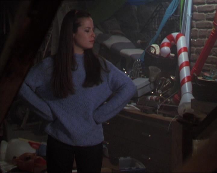 Charmed-Online-dot-320LookWhosBarking0136.jpg