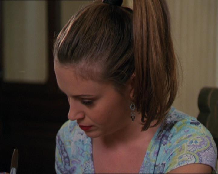 Charmed-Online-dot-320LookWhosBarking0330.jpg Charmed-Online-dot-320LookWhosBarking0330.jpg