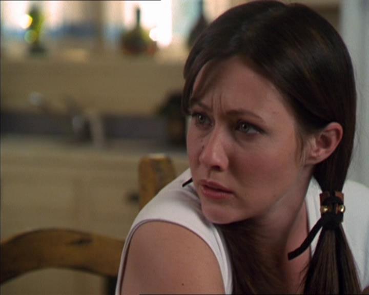 Charmed-Online-dot-320LookWhosBarking0366.jpg