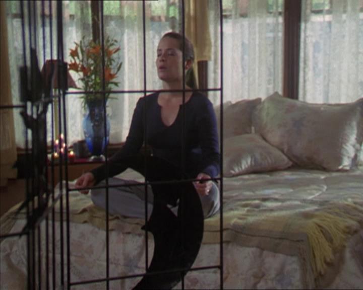 Charmed-Online-dot-320LookWhosBarking0517.jpg