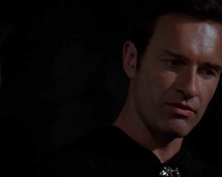 Charmed-Online-dot-320LookWhosBarking0727.jpg Charmed-Online-dot-320LookWhosBarking0727.jpg