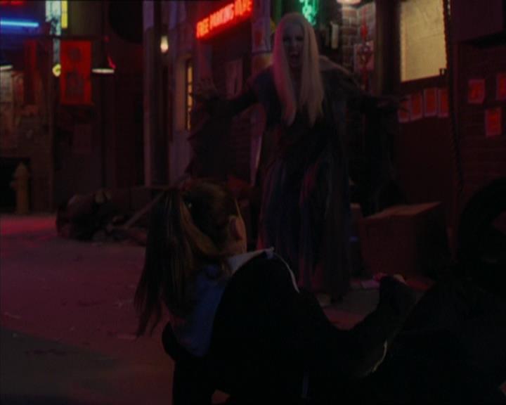 Charmed-Online-dot-320LookWhosBarking1180.jpg Charmed-Online-dot-320LookWhosBarking1180.jpg