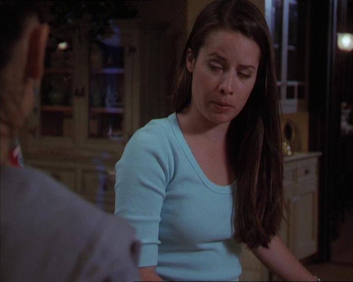 Charmed-Online-dot-320LookWhosBarking1268.jpg Charmed-Online-dot-320LookWhosBarking1268.jpg