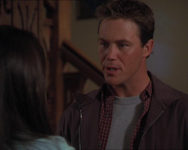 Charmed-Online-dot-320LookWhosBarking1381.jpg Charmed-Online-dot-320LookWhosBarking1381.jpg