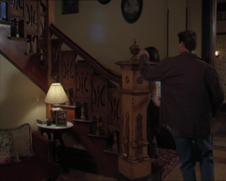 Charmed-Online-dot-320LookWhosBarking1407.jpg Charmed-Online-dot-320LookWhosBarking1407.jpg