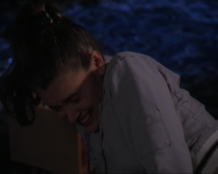 Charmed-Online-dot-320LookWhosBarking1425.jpg Charmed-Online-dot-320LookWhosBarking1425.jpg