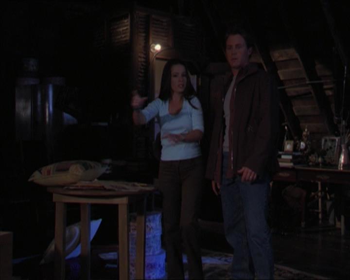 Charmed-Online-dot-320LookWhosBarking1440.jpg Charmed-Online-dot-320LookWhosBarking1440.jpg