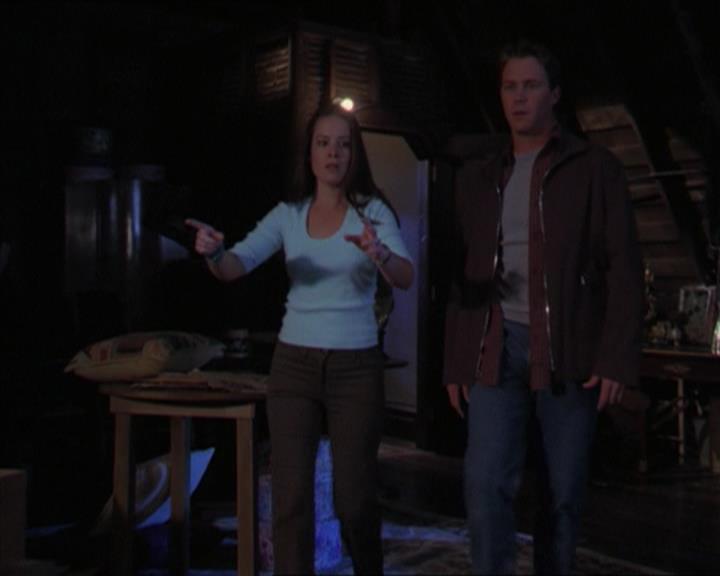 Charmed-Online-dot-320LookWhosBarking1441.jpg Charmed-Online-dot-320LookWhosBarking1441.jpg