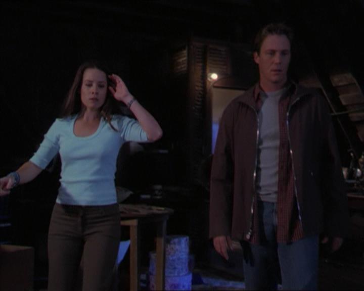 Charmed-Online-dot-320LookWhosBarking1442.jpg Charmed-Online-dot-320LookWhosBarking1442.jpg