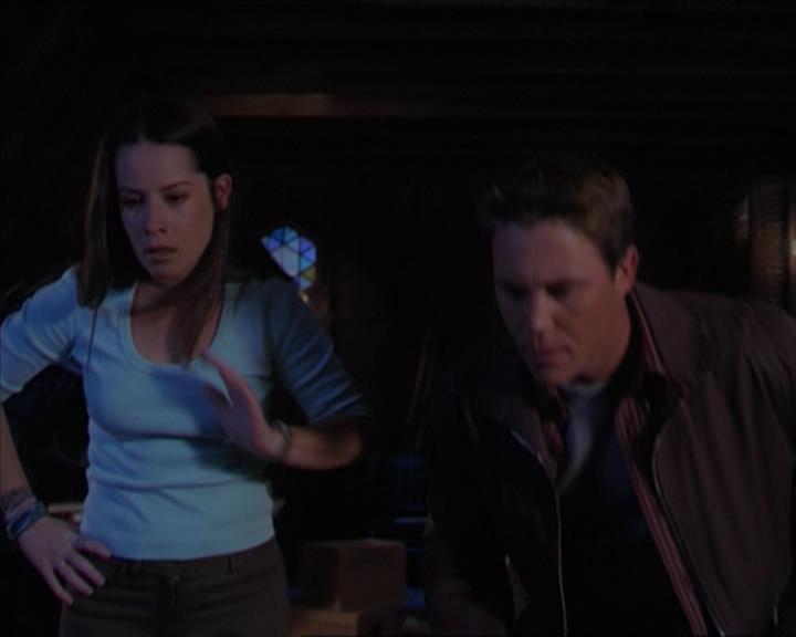 Charmed-Online-dot-320LookWhosBarking1445.jpg Charmed-Online-dot-320LookWhosBarking1445.jpg