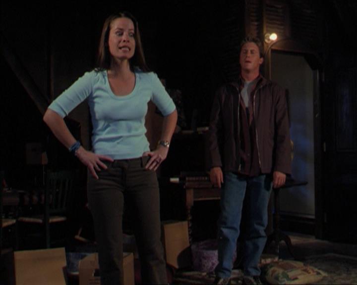 Charmed-Online-dot-320LookWhosBarking1492.jpg Charmed-Online-dot-320LookWhosBarking1492.jpg