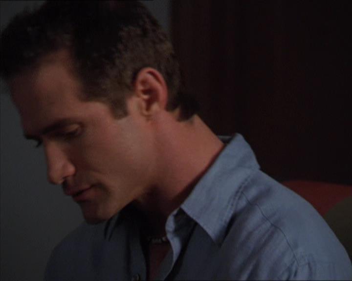 Charmed-Online-dot-320LookWhosBarking1614.jpg Charmed-Online-dot-320LookWhosBarking1614.jpg