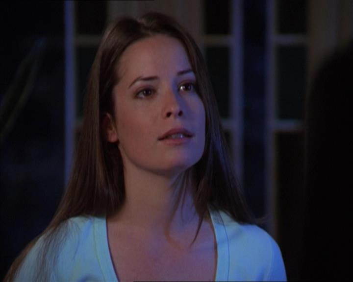 Charmed-Online-dot-320LookWhosBarking1828.jpg Charmed-Online-dot-320LookWhosBarking1828.jpg