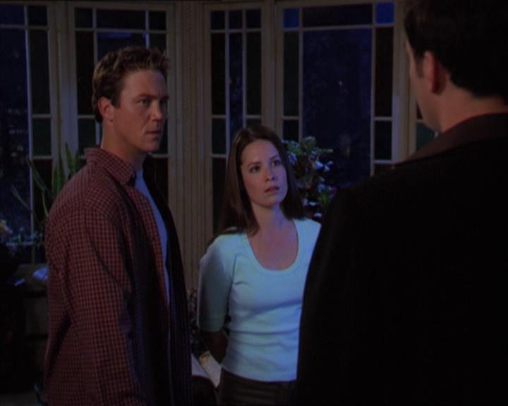 Charmed-Online-dot-320LookWhosBarking1832.jpg Charmed-Online-dot-320LookWhosBarking1832.jpg