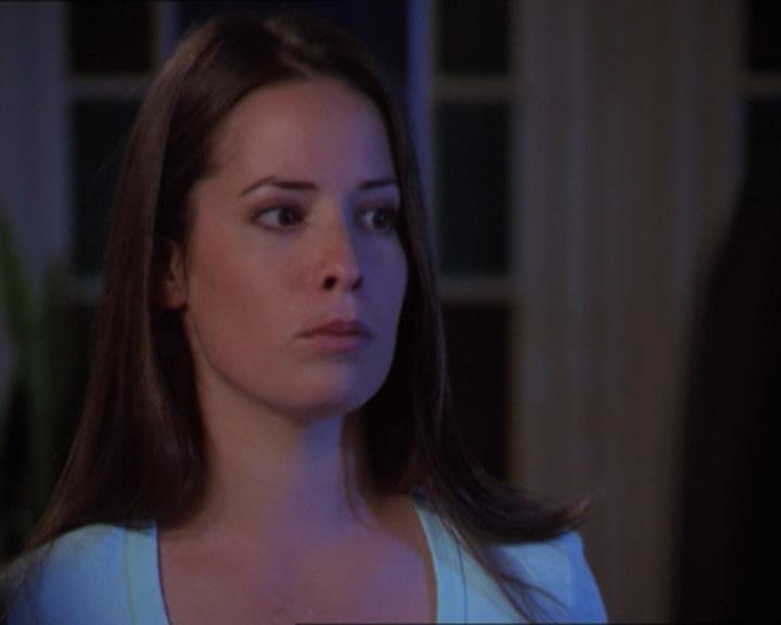 Charmed-Online-dot-320LookWhosBarking1882.jpg