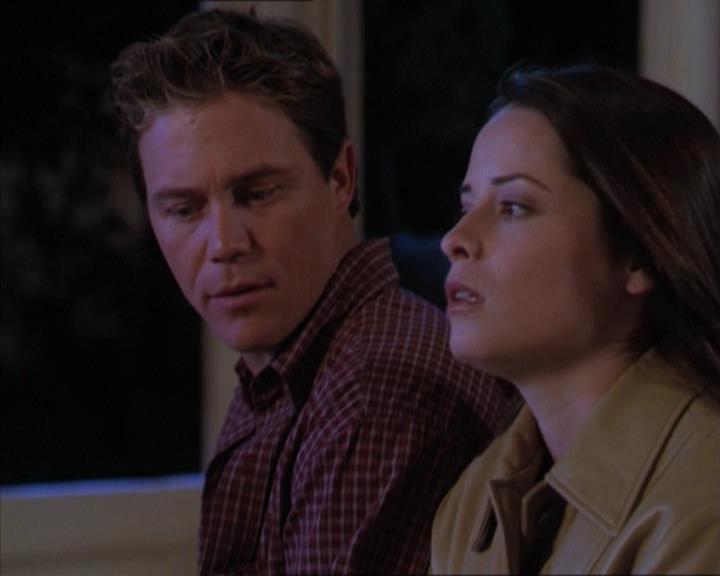 Charmed-Online-dot-320LookWhosBarking1924.jpg Charmed-Online-dot-320LookWhosBarking1924.jpg