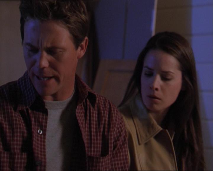 Charmed-Online-dot-320LookWhosBarking1951.jpg Charmed-Online-dot-320LookWhosBarking1951.jpg