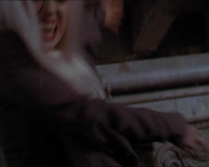 Charmed-Online-dot-320LookWhosBarking1976.jpg Charmed-Online-dot-320LookWhosBarking1976.jpg