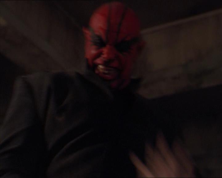 Charmed-Online-dot-320LookWhosBarking1982.jpg Charmed-Online-dot-320LookWhosBarking1982.jpg