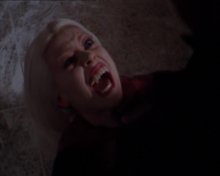 Charmed-Online-dot-320LookWhosBarking1988.jpg Charmed-Online-dot-320LookWhosBarking1988.jpg