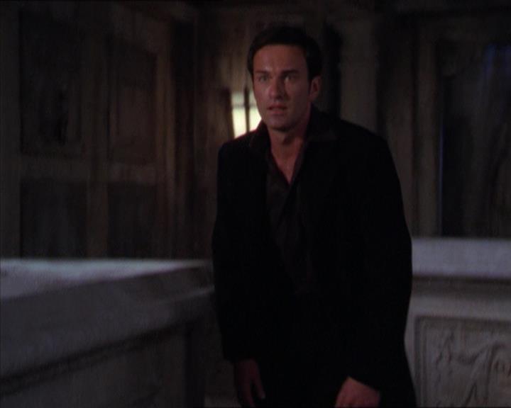 Charmed-Online-dot-320LookWhosBarking2057.jpg Charmed-Online-dot-320LookWhosBarking2057.jpg