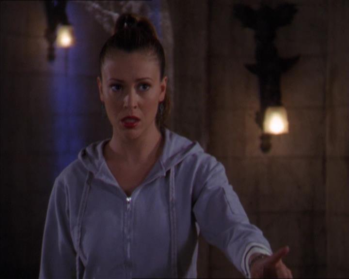 Charmed-Online-dot-320LookWhosBarking2075.jpg Charmed-Online-dot-320LookWhosBarking2075.jpg