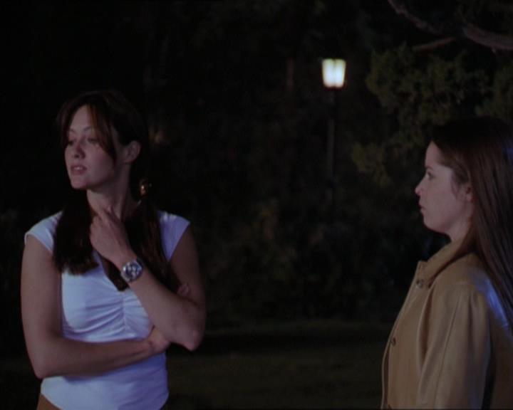 Charmed-Online-dot-320LookWhosBarking2190.jpg Charmed-Online-dot-320LookWhosBarking2190.jpg