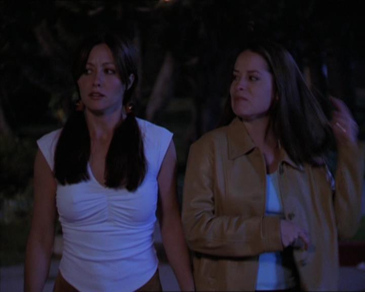Charmed-Online-dot-320LookWhosBarking2209.jpg