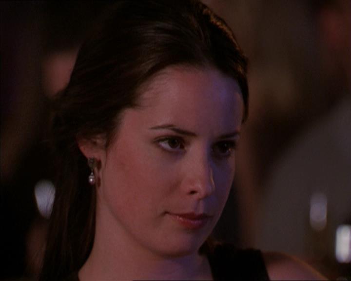 Charmed-Online-dot-320LookWhosBarking2292.jpg Charmed-Online-dot-320LookWhosBarking2292.jpg