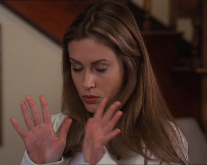 Charmed-Online-dot-322AllHellBreaksLoose0046.jpg