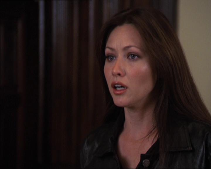 Charmed-Online-dot-322AllHellBreaksLoose0058.jpg