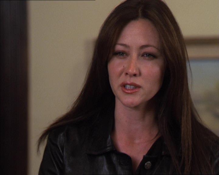 Charmed-Online-dot-322AllHellBreaksLoose0077.jpg