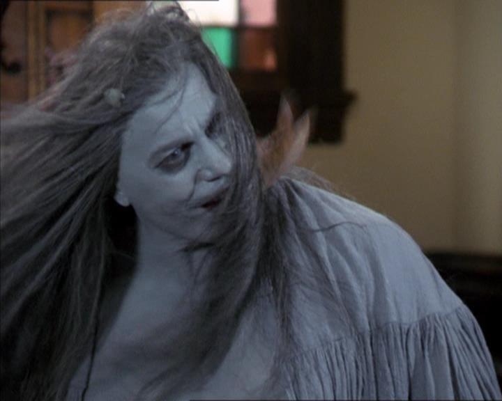 Charmed-Online-dot-322AllHellBreaksLoose0111.jpg