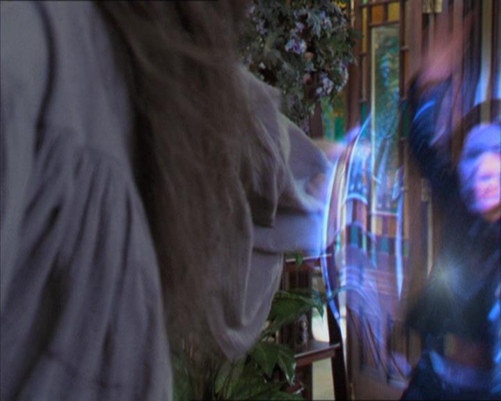 Charmed-Online-dot-322AllHellBreaksLoose0116.jpg