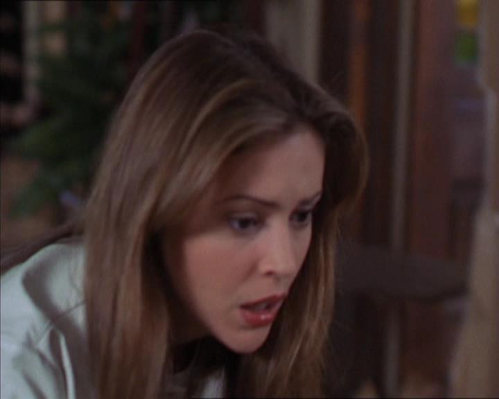 Charmed-Online-dot-322AllHellBreaksLoose0150.jpg