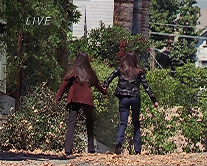 Charmed-Online-dot-322AllHellBreaksLoose0253.jpg Charmed-Online-dot-322AllHellBreaksLoose0253.jpg
