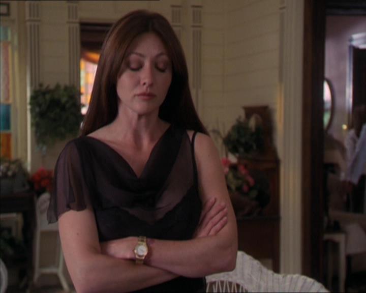 Charmed-Online-dot-322AllHellBreaksLoose0401.jpg