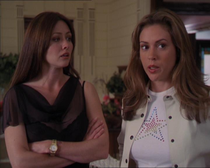 Charmed-Online-dot-322AllHellBreaksLoose0431.jpg Charmed-Online-dot-322AllHellBreaksLoose0431.jpg