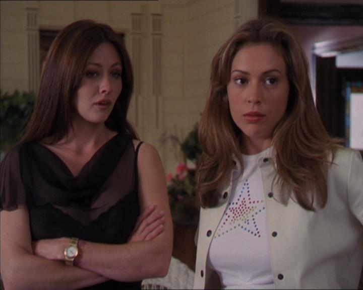 Charmed-Online-dot-322AllHellBreaksLoose0456.jpg Charmed-Online-dot-322AllHellBreaksLoose0456.jpg