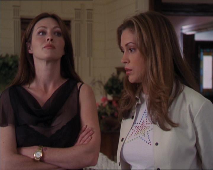 Charmed-Online-dot-322AllHellBreaksLoose0497.jpg