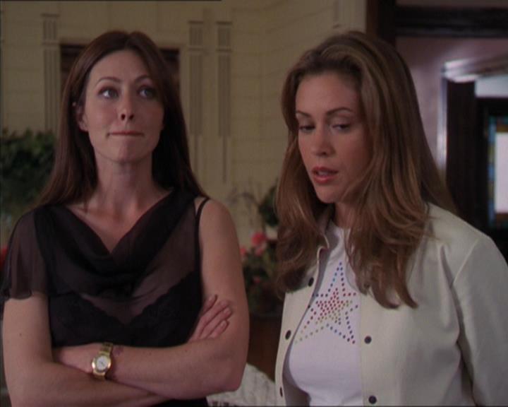 Charmed-Online-dot-322AllHellBreaksLoose0499.jpg Charmed-Online-dot-322AllHellBreaksLoose0499.jpg