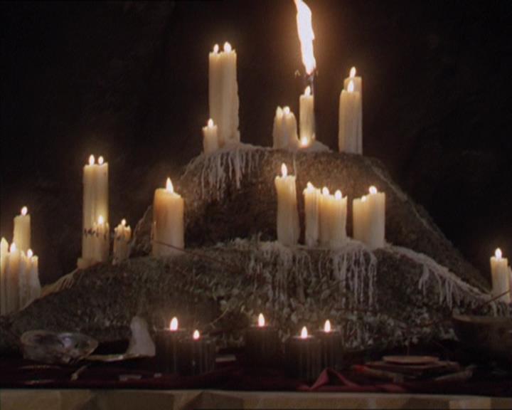 Charmed-Online-dot-322AllHellBreaksLoose0511.jpg