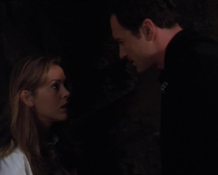 Charmed-Online-dot-322AllHellBreaksLoose0539.jpg