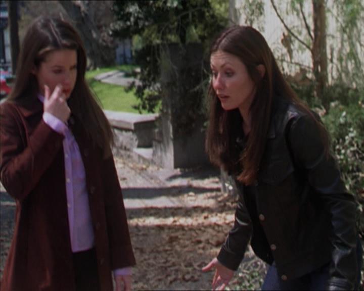 Charmed-Online-dot-322AllHellBreaksLoose0639.jpg