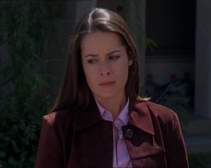 Charmed-Online-dot-322AllHellBreaksLoose0640.jpg