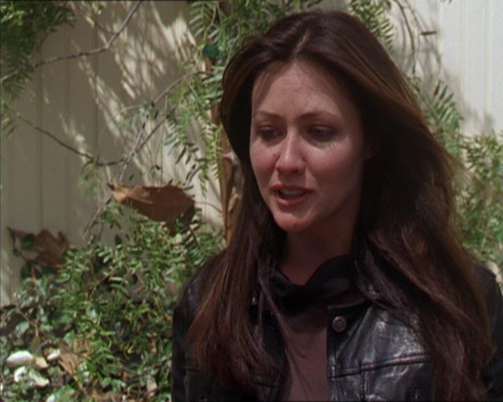 Charmed-Online-dot-322AllHellBreaksLoose0644.jpg