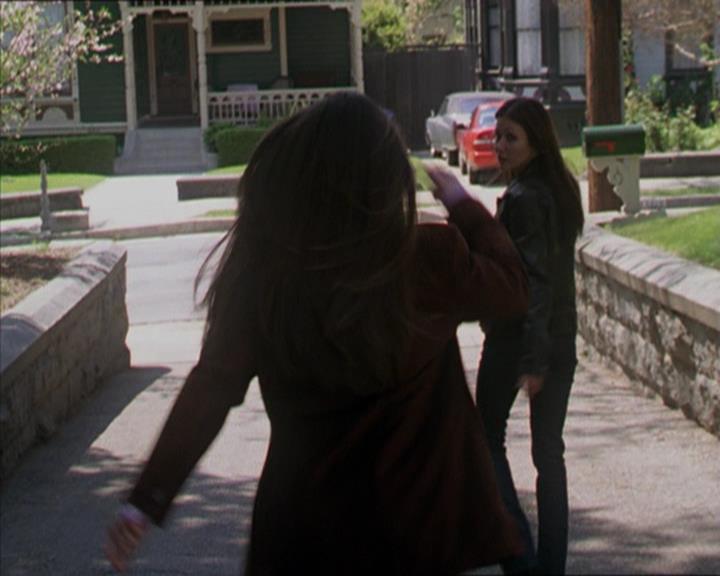 Charmed-Online-dot-322AllHellBreaksLoose0677.jpg Charmed-Online-dot-322AllHellBreaksLoose0677.jpg