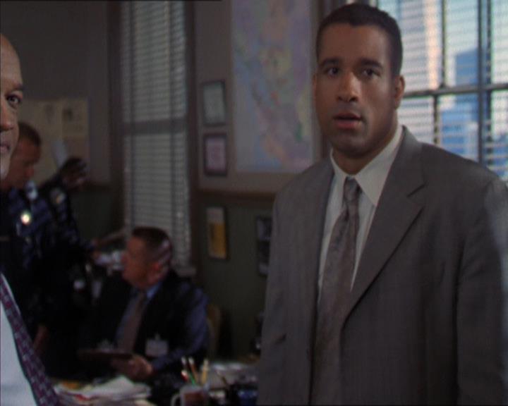 Charmed-Online-dot-322AllHellBreaksLoose0701.jpg