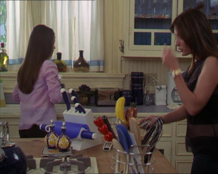 Charmed-Online-dot-322AllHellBreaksLoose0713.jpg
